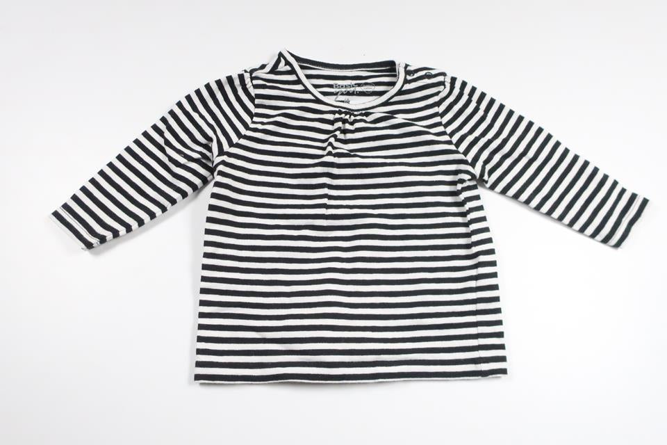 Randig tröja från Basic U - Storlek 68 - Svart