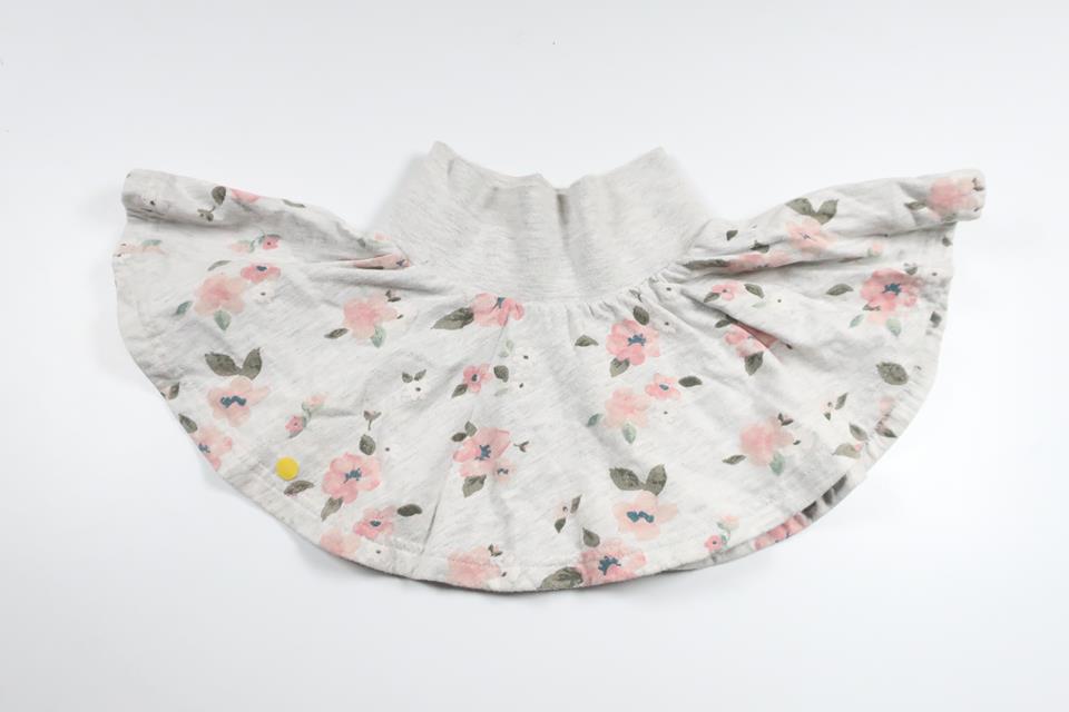 Blommig kjol från Cubus - Storlek 68 - Grå