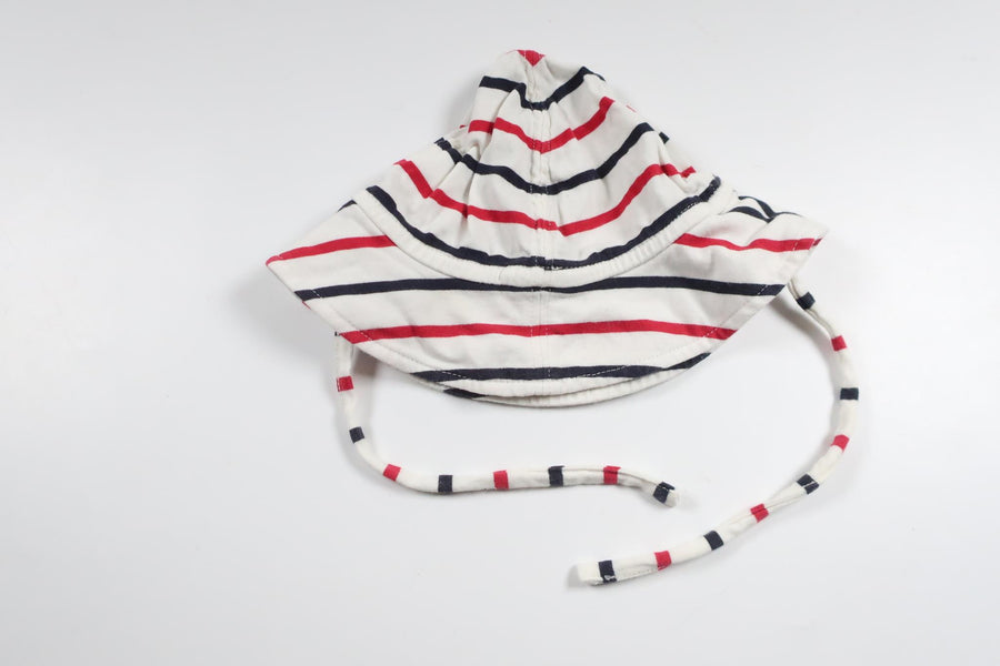 Randig mjuk solhatt från Polarn o. Pyret - Storlek 42 - Vit