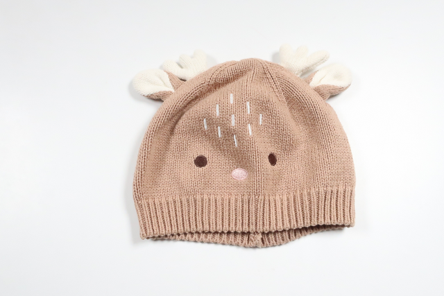 Stickad mössa från Okänt - Storlek 40/42 - Beige