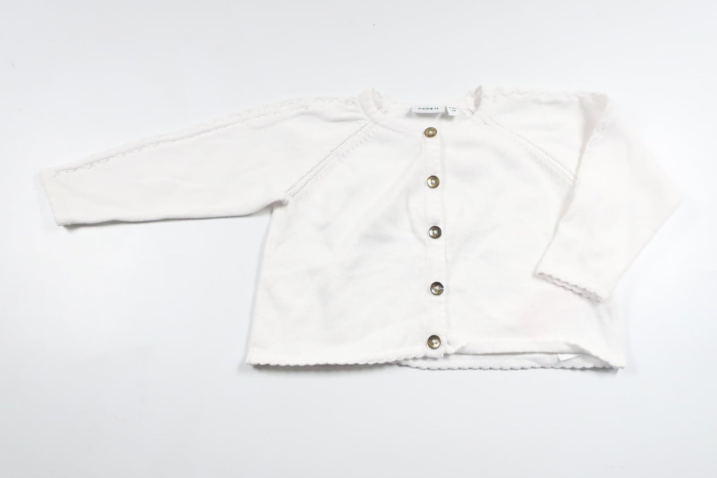 Stickad kofta från Name It - Storlek 74 - Vit