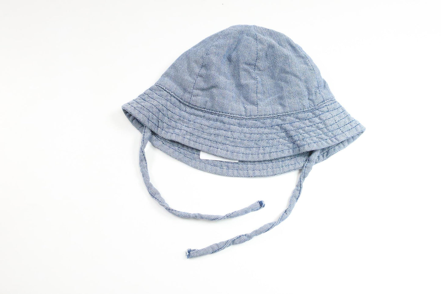 Solhatt från Lindex - Storlek 42/44 - Blå