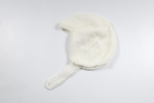 Hemstickat mössa från Hemstickat - Storlek 56/62 - Benvit