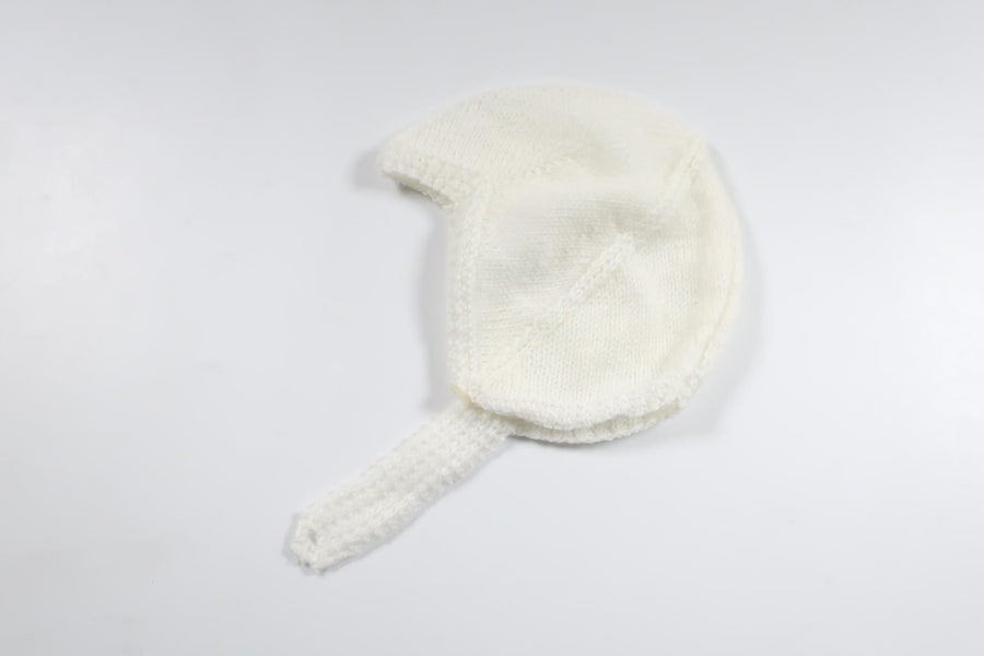 Hemstickat mössa från Hemstickat - Storlek 56/62 - Benvit