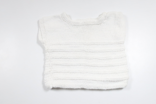 Handstickad väst från Hemstickat - Storlek 56/62 - Vit