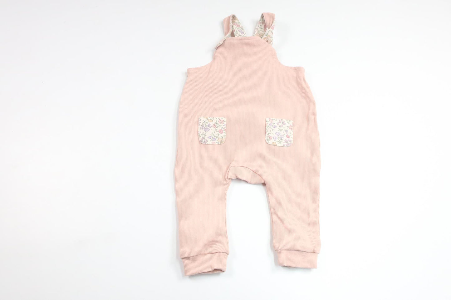 Ribbad jumpsuit från H&M - Storlek 62 - Rosa