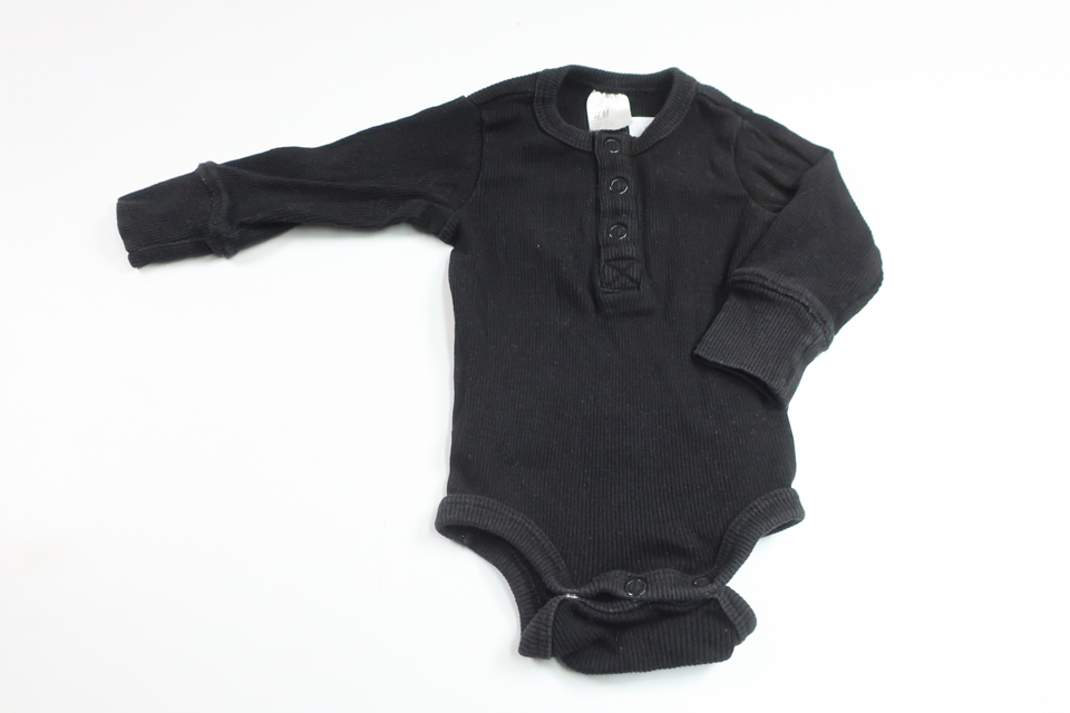 Ribbad body från H&M - Storlek 50 - Svart