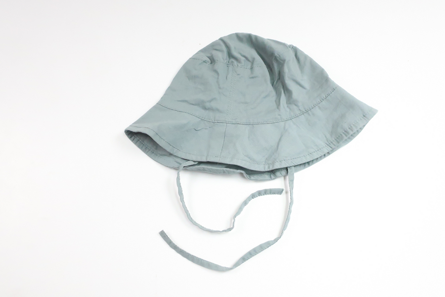 Solhatt från H&M - Storlek 98/104 - Blå