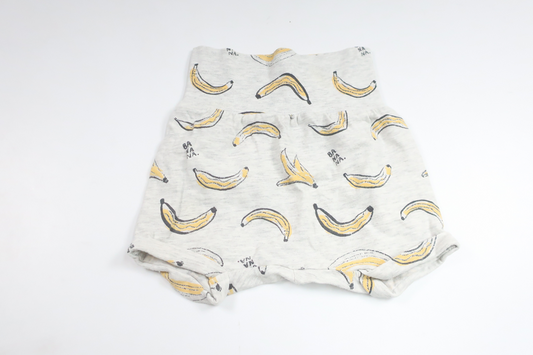 Shorts with bananas from H&M - Size 62 - Grey
