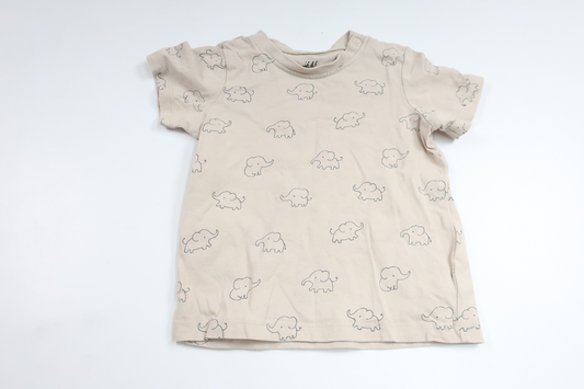 T-shirt med elefanter från H&M - Storlek 74 - Benvit