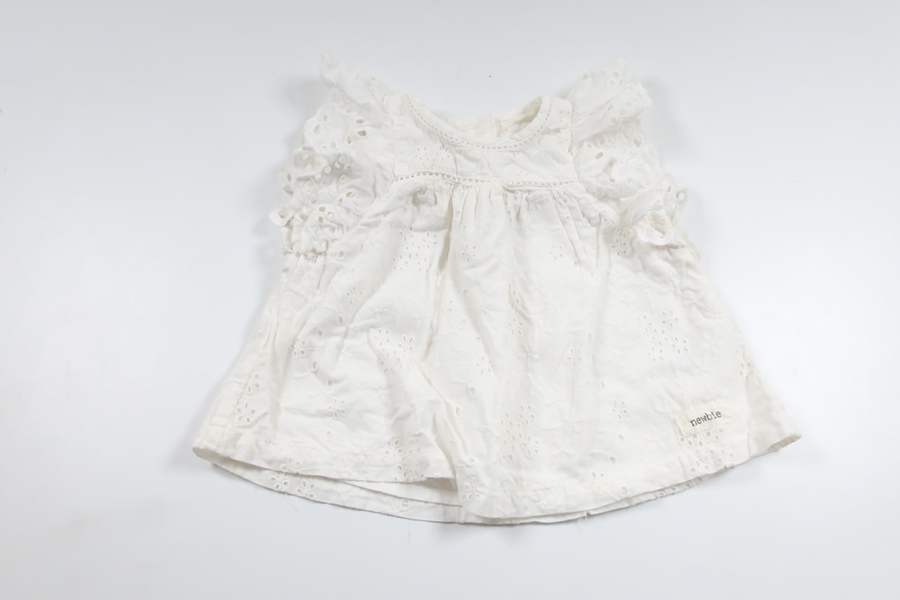 Blommig tunika från Newbie - Storlek 68 - Vit