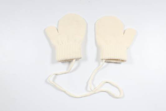 Stickade tumvantar från Börjesson - Storlek 92/98 - Benvit