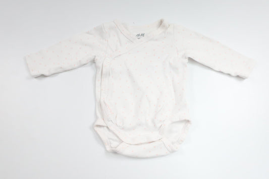 Omlottbody med prickar från H&M - Storlek 50 - Vit
