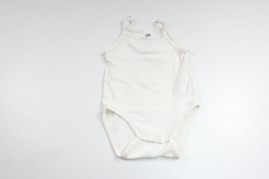Linnebody från H&M - Storlek 68/74 - Vit