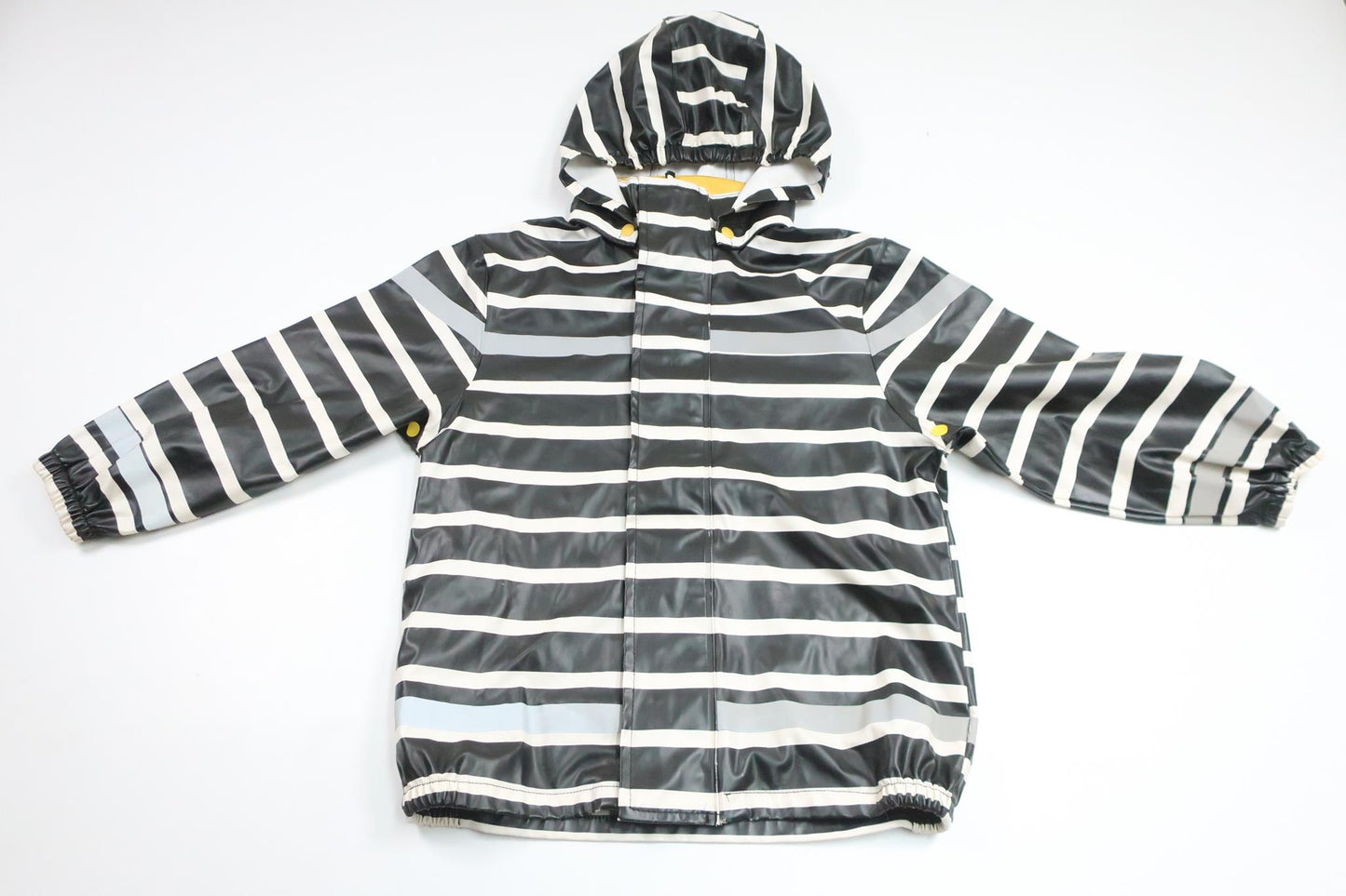 Regnjacka från My Wear Active - Storlek 104 - Svart