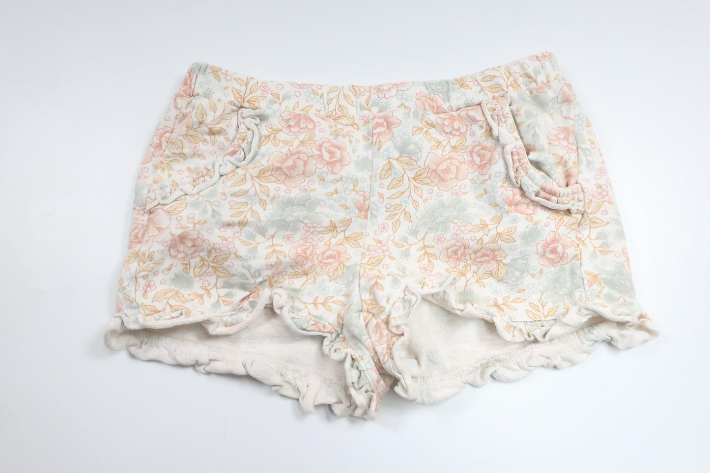 Blommiga shorts från Newbie - Storlek 110/116 - Gul