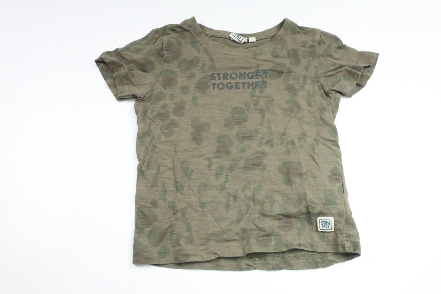 T-shirt från SRNHLT - Storlek 98/104 - Grön