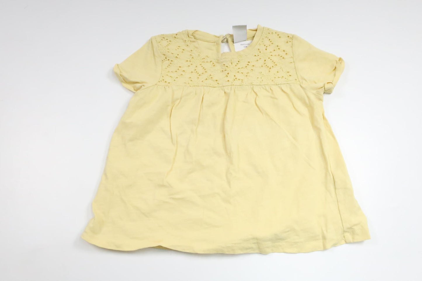 T-shirt från Lindex - Storlek 110 - Gul