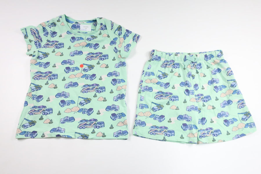 Tvådelad pyjamas från M&S - Storlek 104/110 - Grön