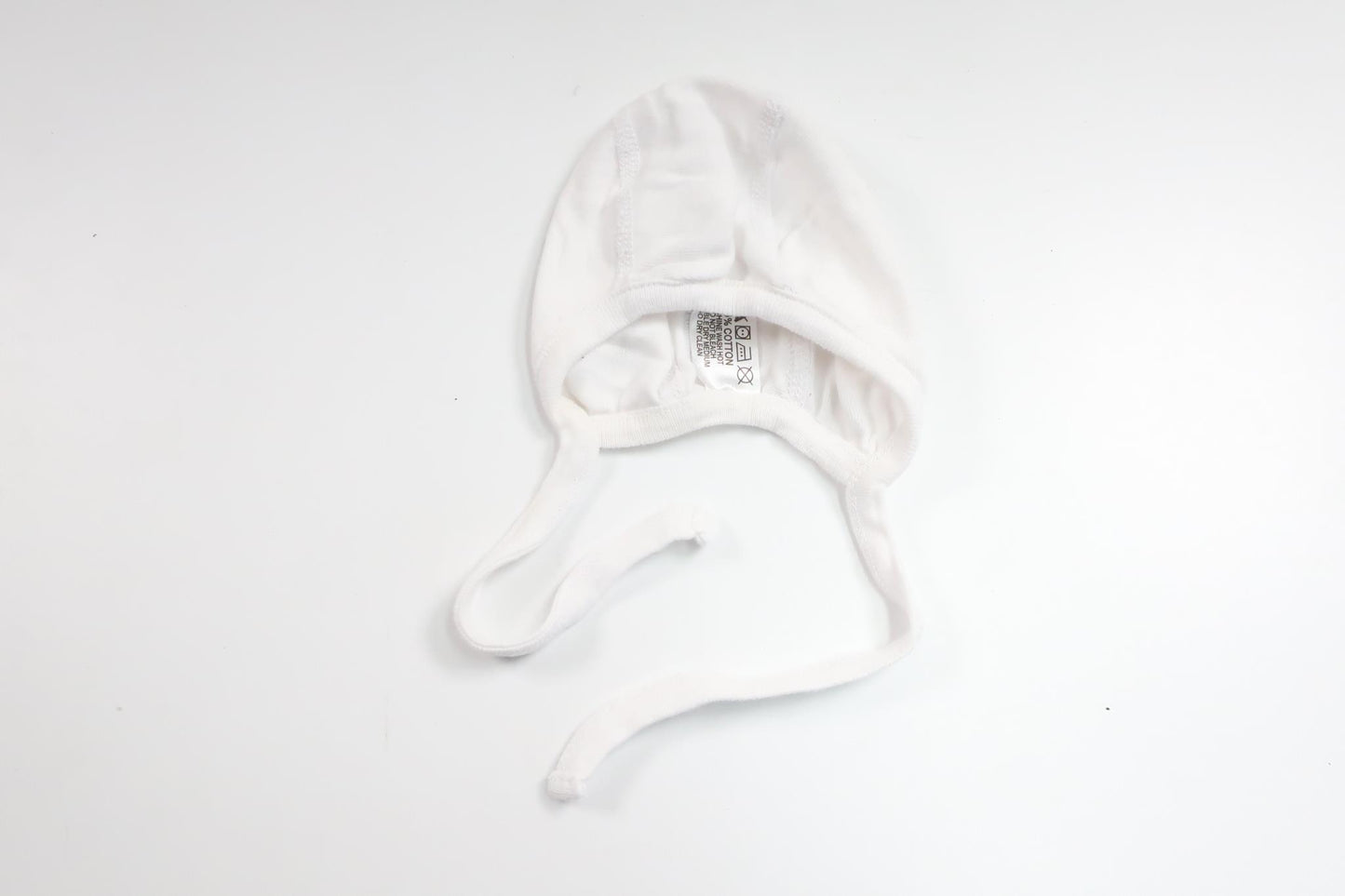 Hjälmmössa från Libero - Storlek 50 - Vit
