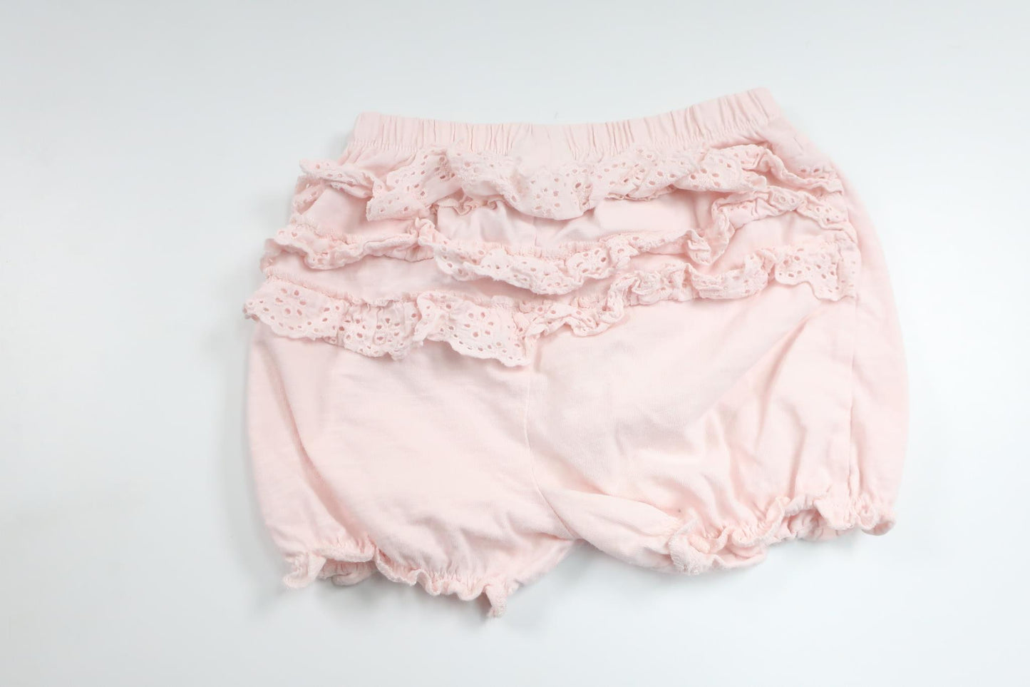 Shorts med volang från Next - Storlek 86 - Rosa