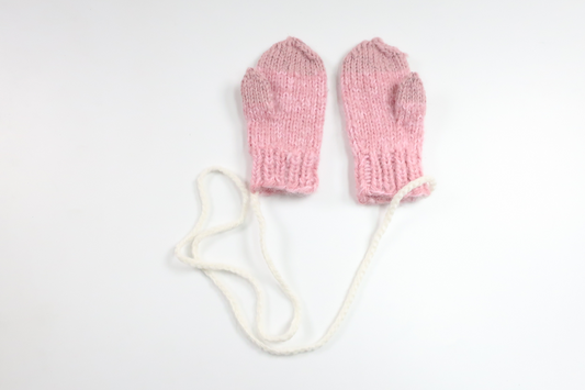 Stickade vantar från Hemstickat - Storlek 74/80 - Rosa