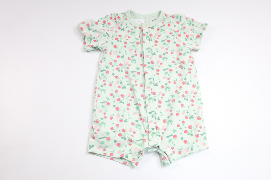 Jumpsuit med jordgubbar från Ellos - Storlek 62 - Grön