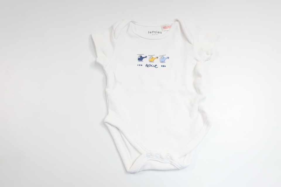 Body från Lefties Baby - Storlek 68 - Vit