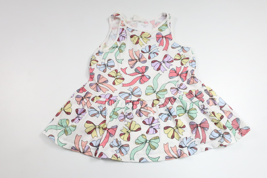 Klänning med rosetter från H&M - Storlek 68 - Vit