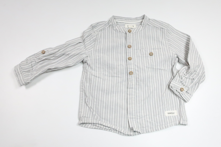 Randig skjorta från Newbie - Storlek 80 - Grå