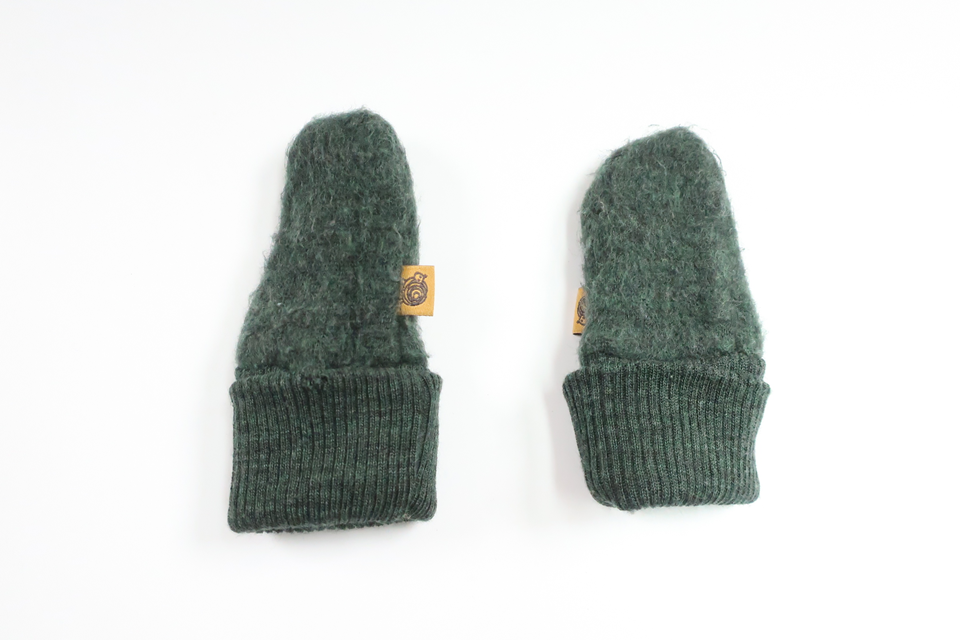 Mittens in 100% merino wool from Cubus - Size 62/68 - Green