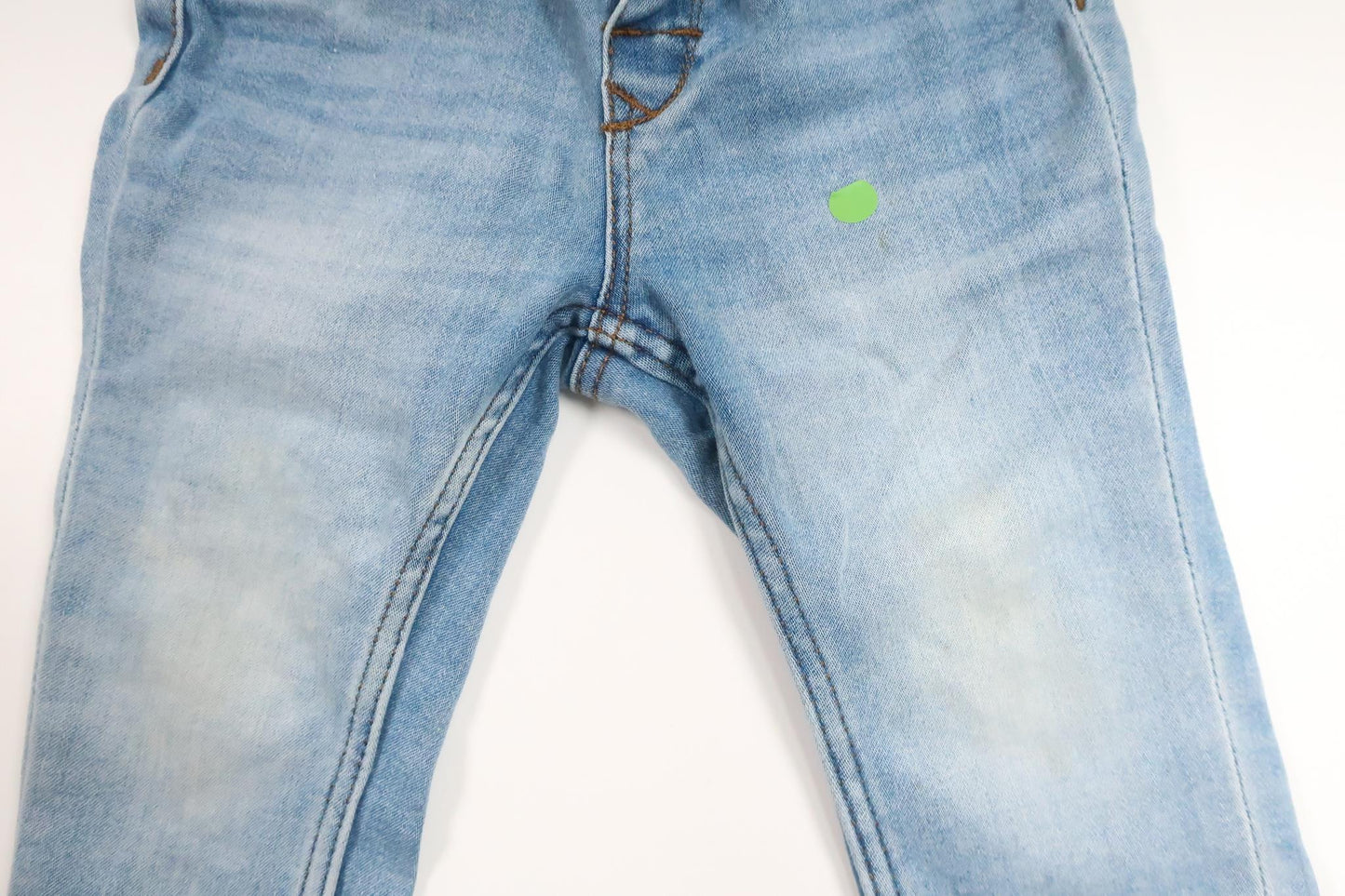 Jeansbyxor från H&M - Storlek 80 - Denim