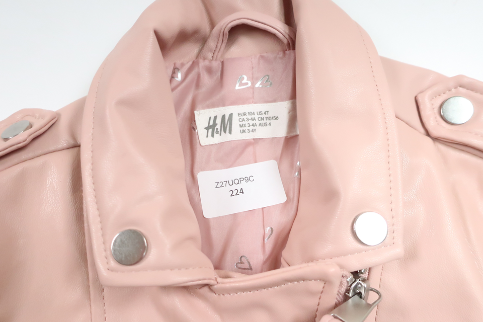 Jacka i skinnimitation från H&M - Storlek 104 - Rosa