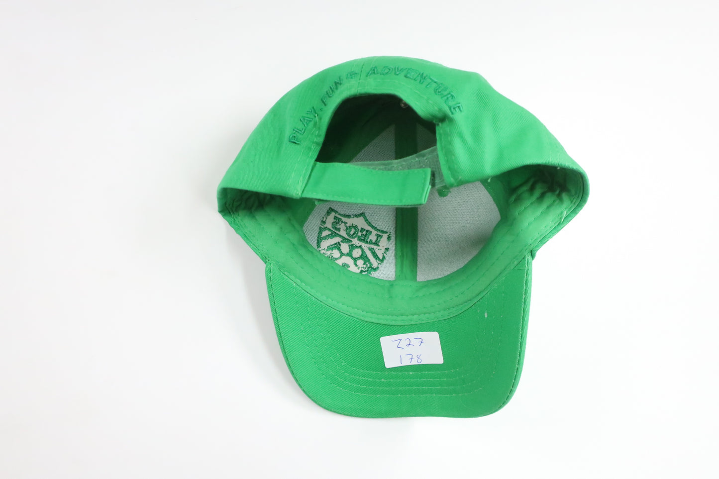 Keps från Leo's - Storlek 98/104 - Grön