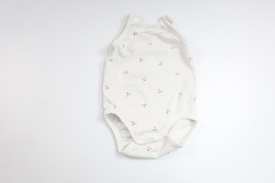 Linnebody från H&M - Storlek 62/68 - Benvit