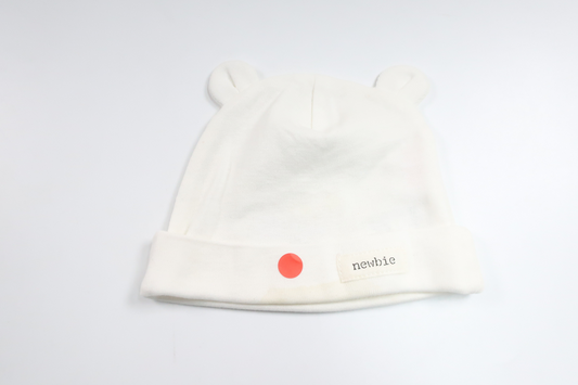 Mössa från Newbie - Storlek 36/38 - Vit
