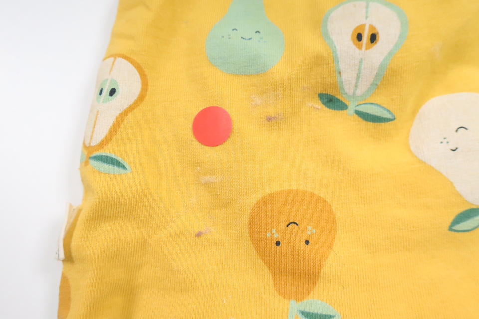 Mössa med frukter från Lindex - Storlek 44/46 - Gul