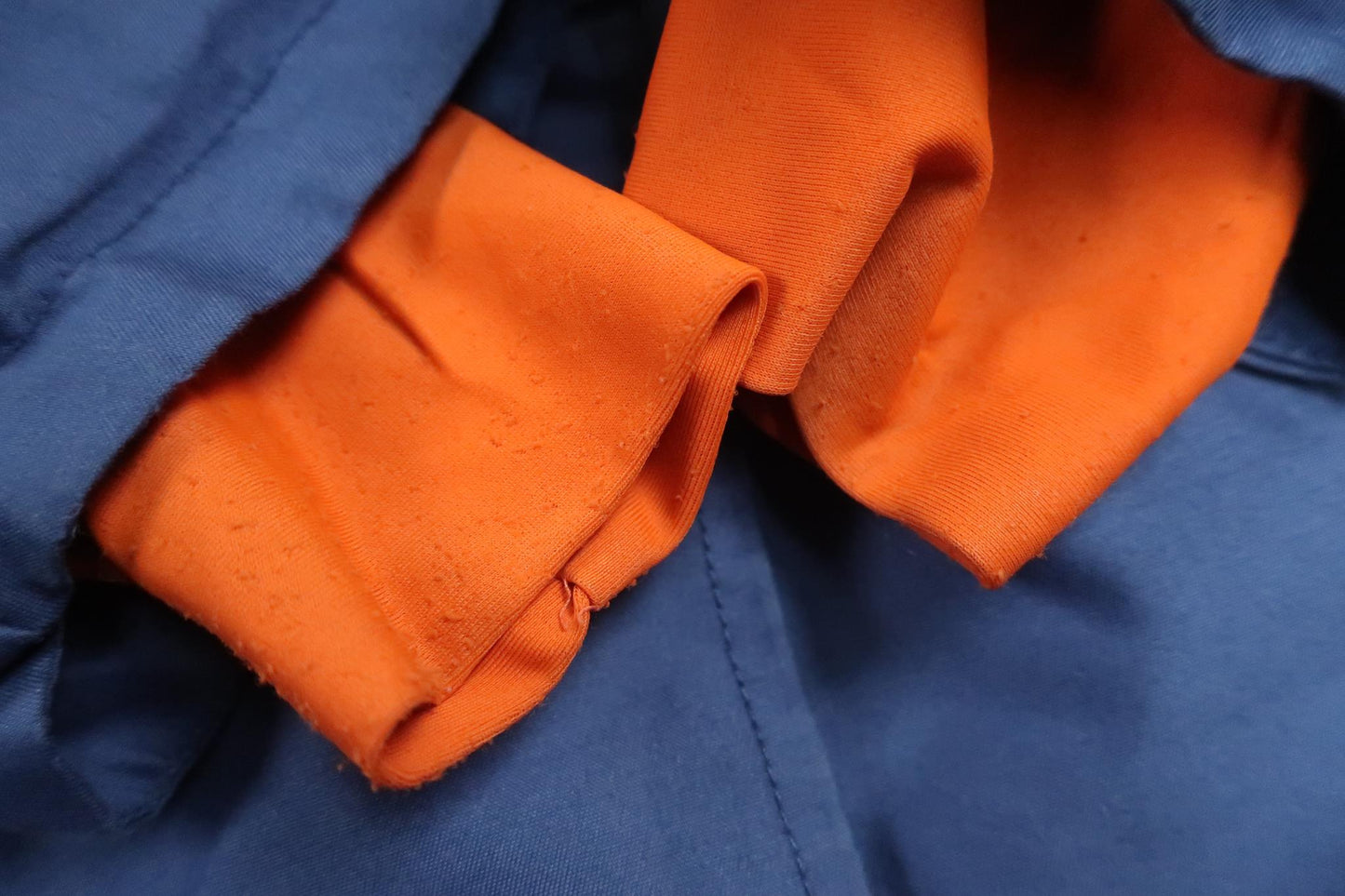 Vinterjacka från H&M - Storlek 104 - Marinblå