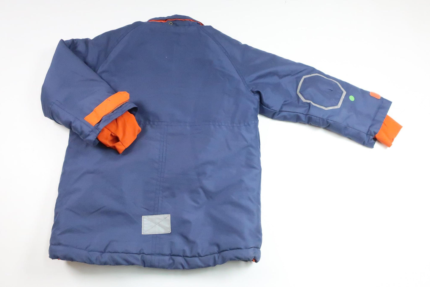 Vinterjacka från H&M - Storlek 104 - Marinblå