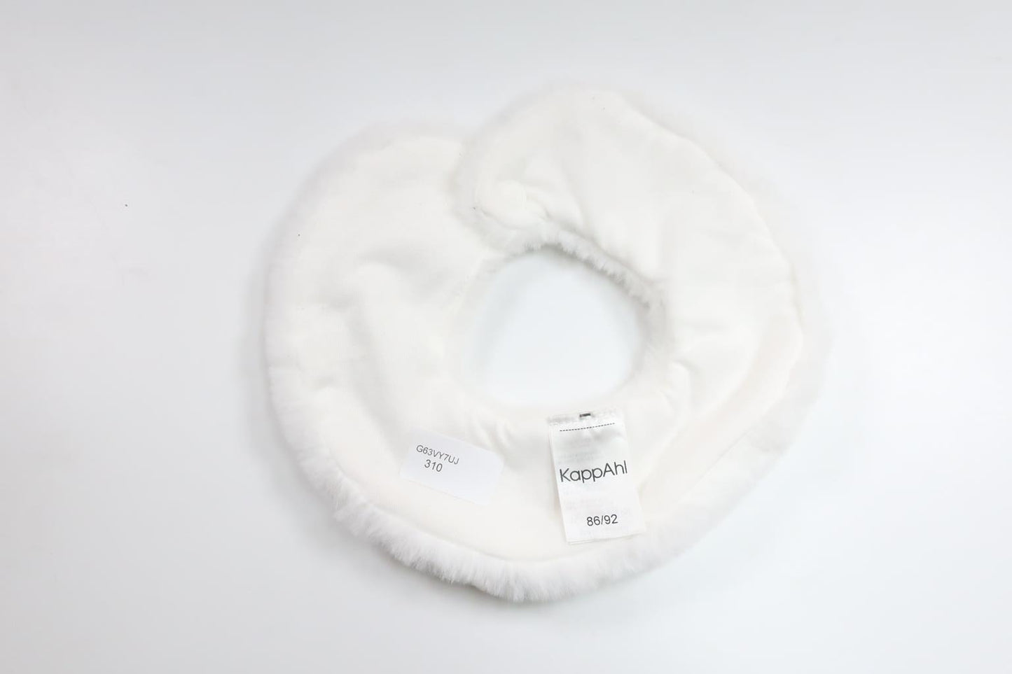 Haklapp i fleece från Kappahl - Storlek 86/92 - Vit