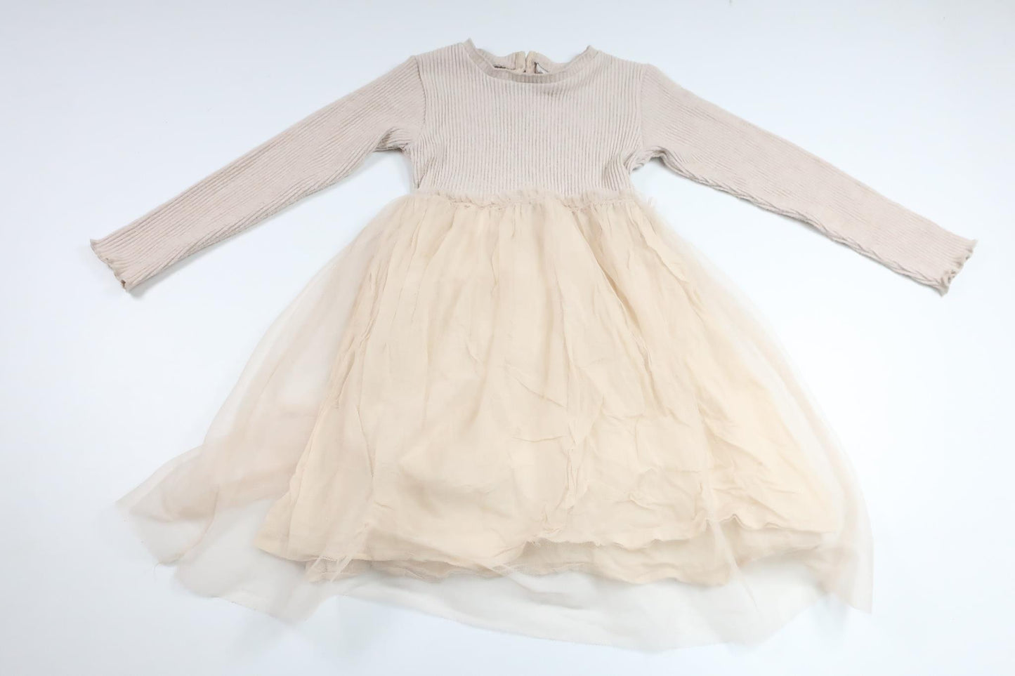 Tyllklänning från Zara - Storlek 110 - Beige