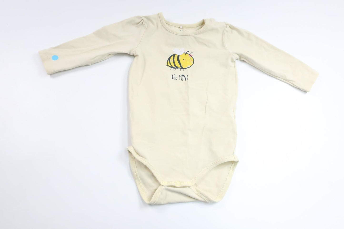 Body från Name It - Storlek 68 - Gul