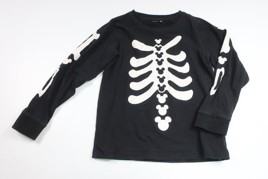 Tröja med skelett från Name It - Storlek 110 - Svart
