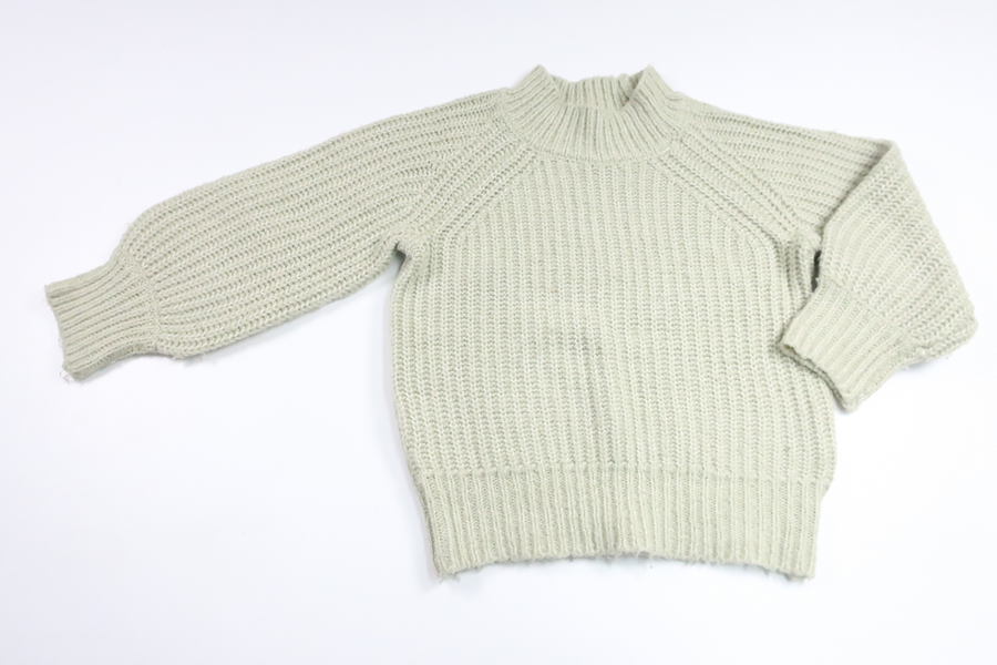 Stickad tröja från lage - Storlek 120 - Grön
