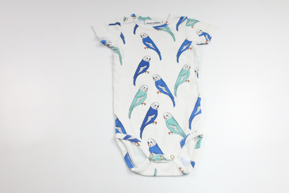 Body med undulater från Mini Rodini - Storlek 68/74 - Vit