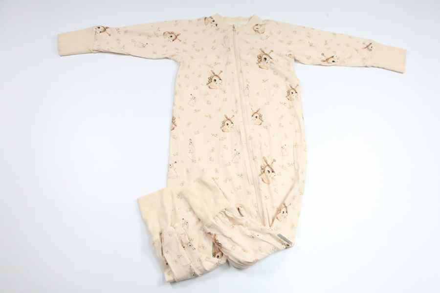 Jumpsuit från Geggamoja x Mrs Mighetto - Storlek 98/104 - Benvit