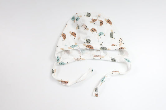 Hjälmmössa från ICA I Love Eco - Storlek 68 - Vit