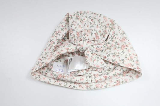 Blommig mössa från Newbie - Storlek 52/54 - Vit