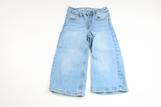 Utsvängda jeansbyxor från Kappahl - Storlek 98 - Denim