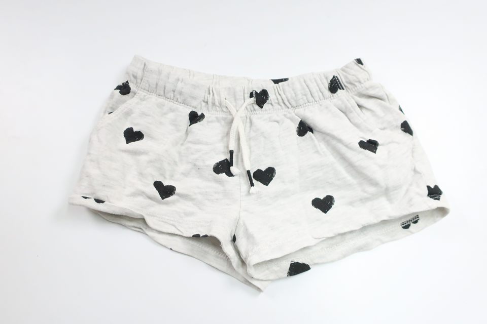 Shorts med hjärtan från H&M - Storlek 104 - Grön